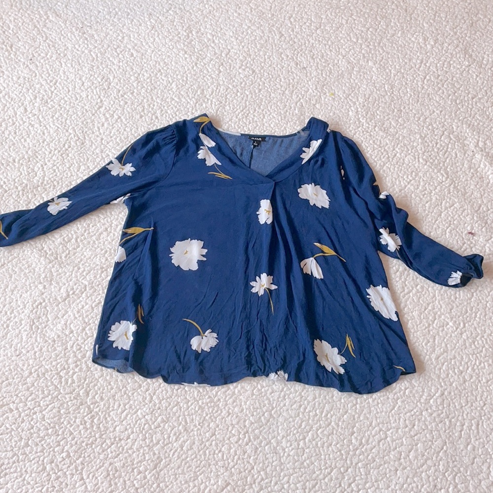 Ana flower blouse